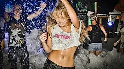 Alanya köpük partisi gece tekne turu